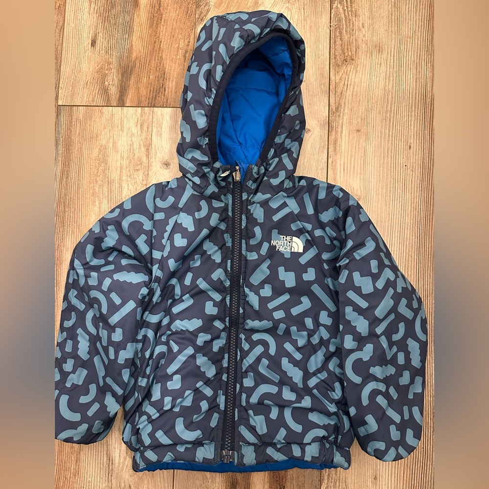 The North Face Reversible Navy and Light Blue Geometric Jacket 18-24 months